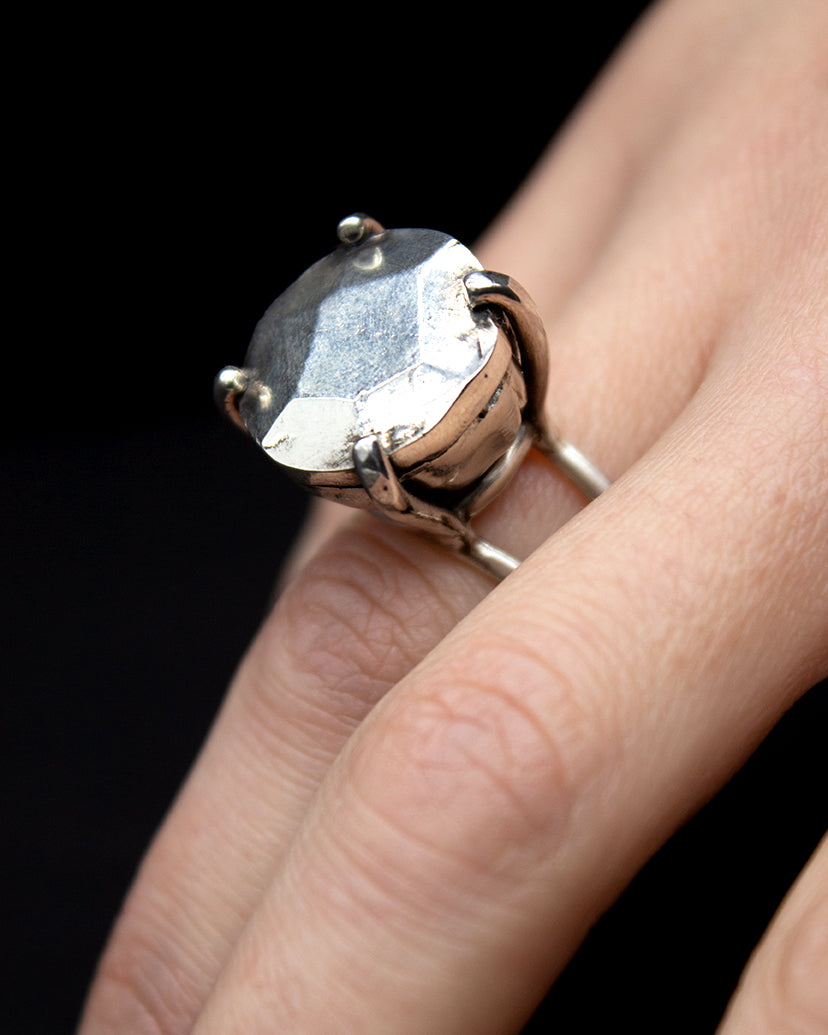 Bague clou forgée