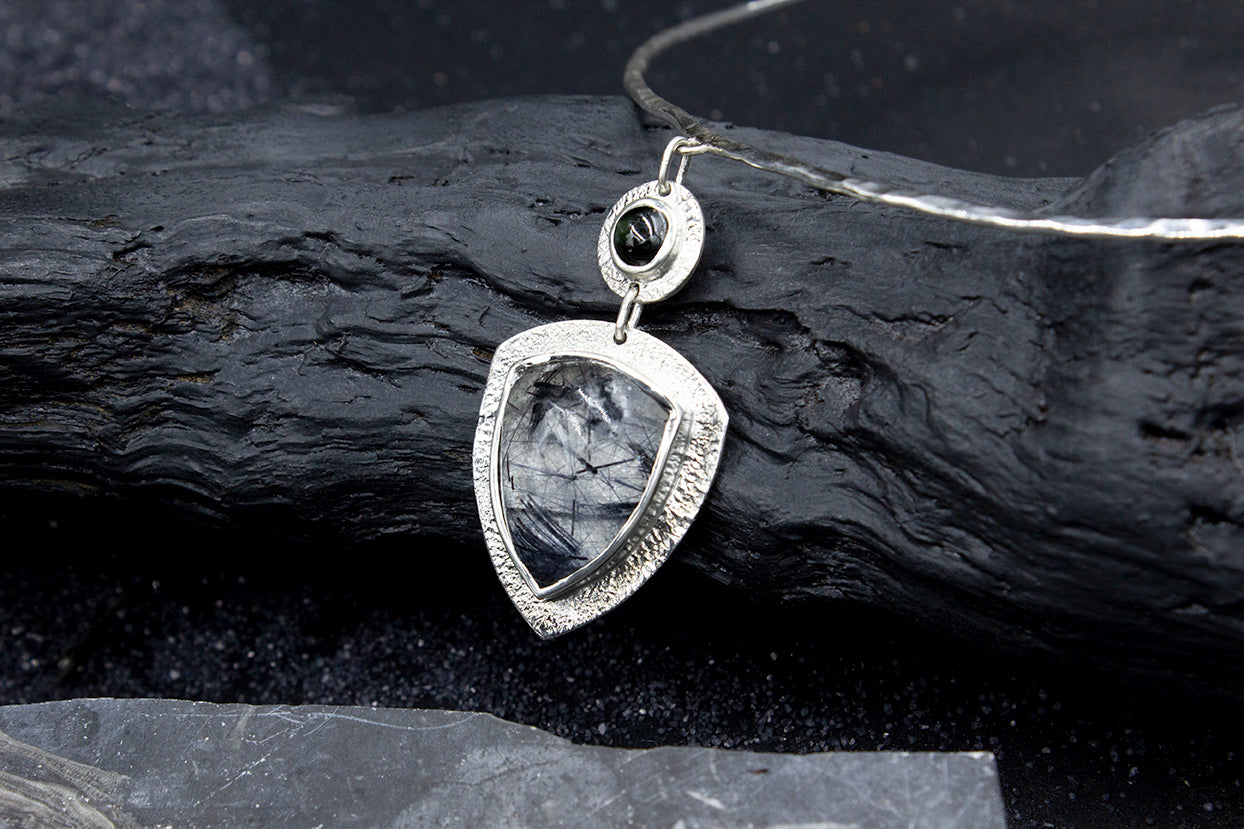 Collier Quartz rutile