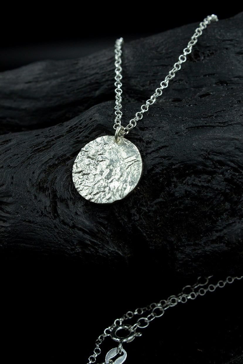Collier réticulé