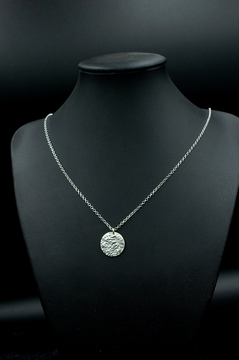 Collier réticulé